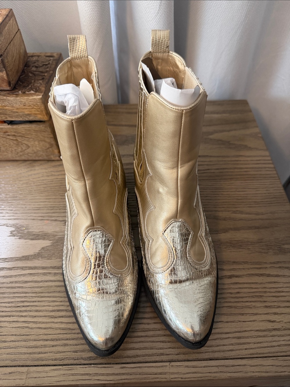 Free people- Gold Cavalier cowboy ankle boots